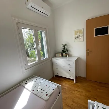 Vacation House Lavanda Holiday home Zadvarje