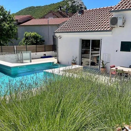 Lavanda New! Heated Pool بيت للعطل Zadvarje
